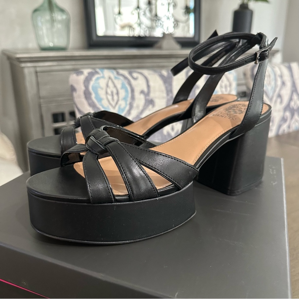 NIB Vince Camuto Black Leather Platform Sandals Heels Size 10